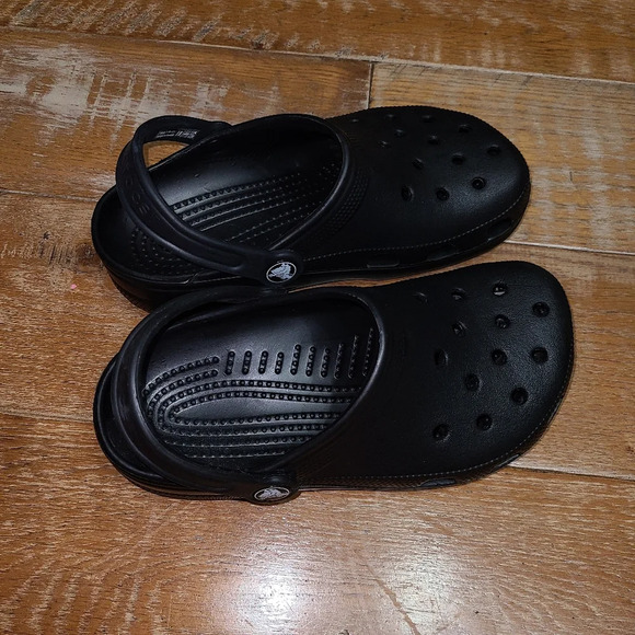 Crocs Black Unisex Kids Junior Size 2 Comfort Clogs - Picture 2 of 8